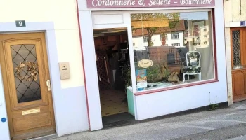 À Cloche Pied - 25290 Ornans À Cloche Pied - 25290 Ornans