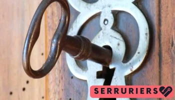 A Travers la Serrure - France A Travers la Serrure - France