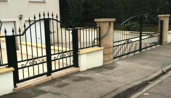 Add Métal - Société membre du groupe Commet - Z.i. Les Jonquières
