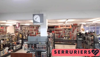 Au Forum Du Bâtiment - Quincaillerie Montreuil - 93100 Montreuil