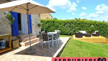 Aux Volets Bleus - 24580 Rouffignac-Saint-Cernin-De-Reilhac