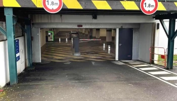 Centre commercial Mantes 2 - 78200 Mantes-La-Jolie Centre commercial Mantes 2 - 78200 Mantes-La-Jolie