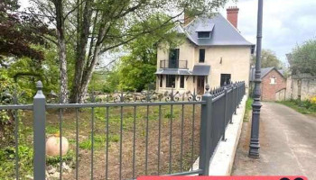 L'atelier d'Edmond (metallerie) : escalier industriel, garde-corps, portail, devanture, table - 02240 Itancourt