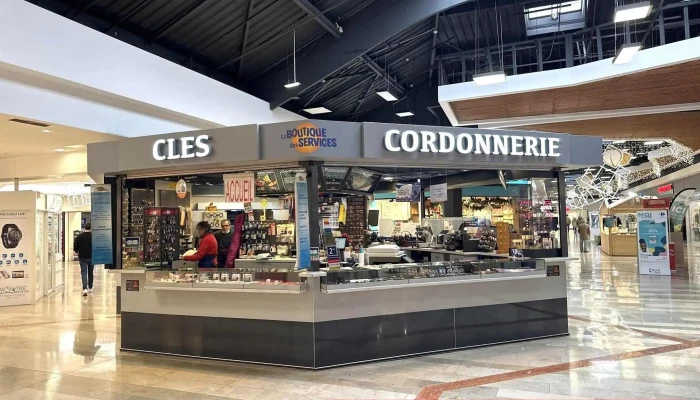 Boutique Des Services Copie Reproduction De Cles De Voiture Et Auto Serrurerie Exterieur - Chennevières-sur-marne