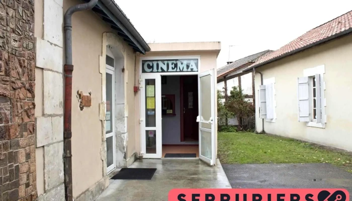 Cinema L'estrade - 1 Impasse Du Cinéma