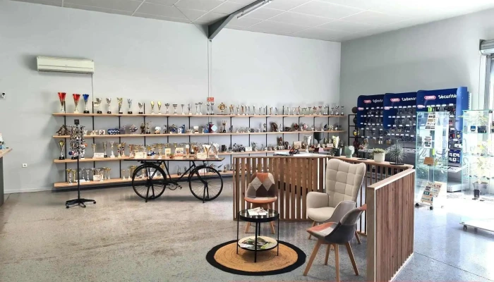Distrib Service -  Interieur - Estrablin