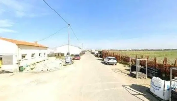 Earl Bris Bernard Et Fils Sebastien -  Street View Et 360deg - Port-des-barques