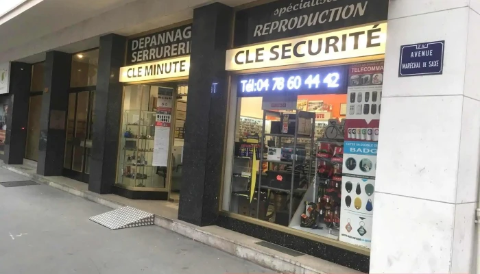 Kis Multi Services -  Exterieur - Lyon