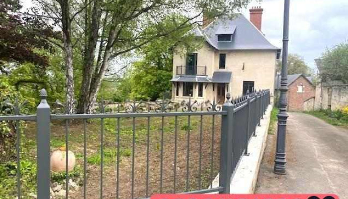 L'atelier d'Edmond (metallerie) : escalier industriel, garde-corps, portail, devanture, table - 02240 Itancourt