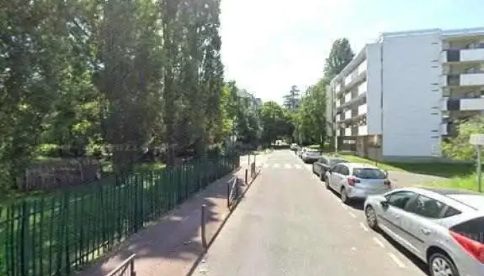 La Cle Parisienne Street View Et 360deg - Fontenay-sous-bois