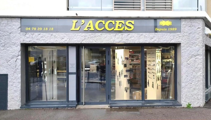 Lacces Photos Du Proprietaire - Lyon