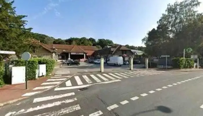 Le Bottier De Jouy -  Street View Et 360deg - Jouy-en-josas
