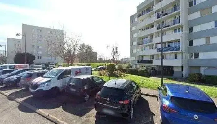 Lm Fermetures -  Street View Et 360deg - Rueil-malmaison