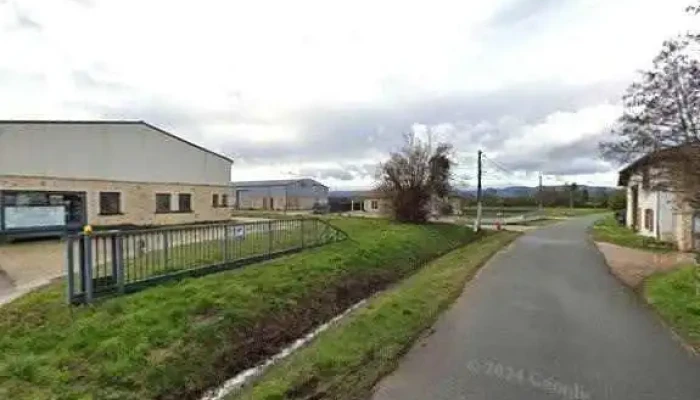 Metallerie Charnay Eurl Tout - Grièges