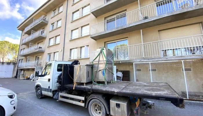 Mike Benne - 83560 Vinon-Sur-Verdon