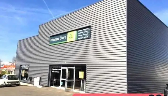 Monsieur Store Coignières - Smc Services - 78310 Coignières