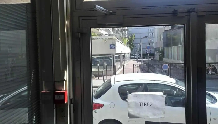 Ofip Serrurerie - Portes · Fenêtres · Blindages - 75012 Paris