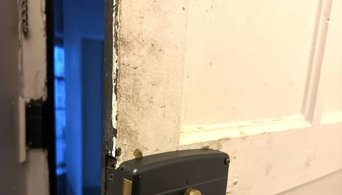 Ouverture De Porte Lyon -  Autres - Lyon