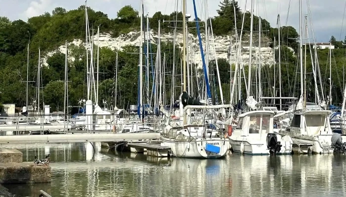 Port De Mortagne - 17120 Mortagne-Sur-Gironde