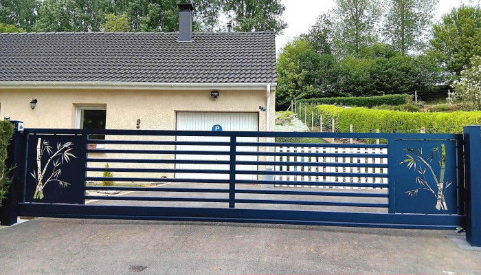 Portails Vincent Sarl - Fabricant de Portails sur mesure - Za De La Petite Dimerie