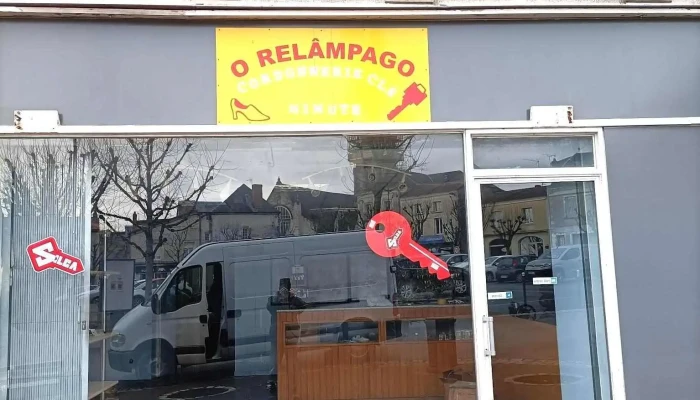 Relampago Exterieur - Mirebeau