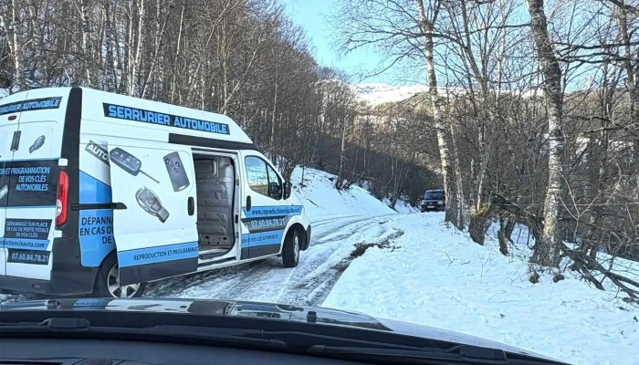 Reproduction De Cles Automobiles Sur Rendez Vous A Domicile Ou Sur Votre Lieu De Travail El Auto 64 Autres - Poey-de-lescar