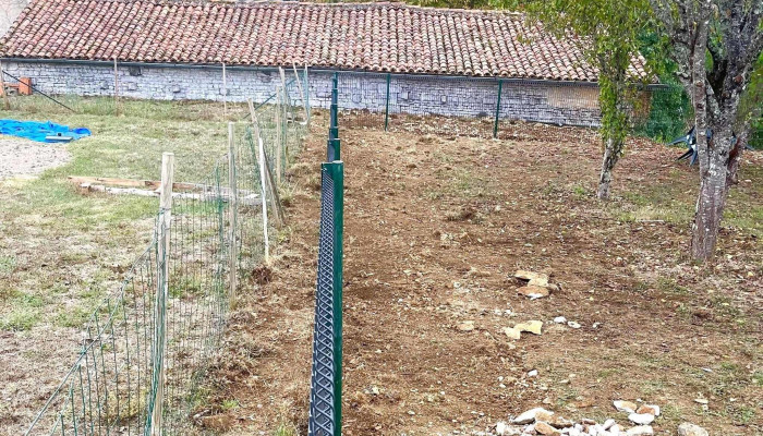 Sarl Cezam Fermeture -  Commentaires - Ruffec