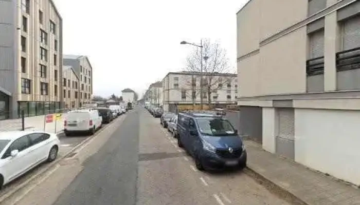 Serrurier -    Domeo Services Depannage Serrurier -  A Lyon Street View Et 360deg - Saint-priest