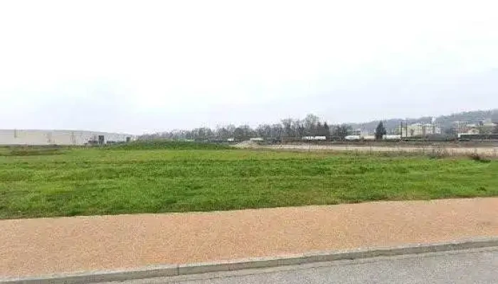 Serrurier Beynost -    Serrurier Montluistes Street View Et 360deg - Montluel