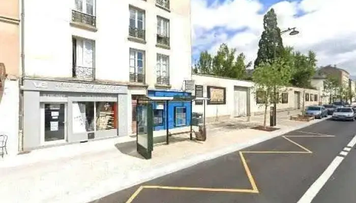 Versailles Entreprises -    Picard Serrures Street View Et 360deg - Versailles