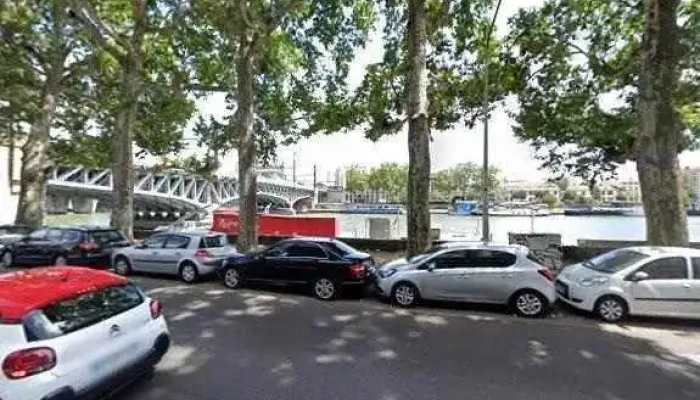 Vitrerie Serrurerie Rhodanienne -  Street View Et 360deg - Lyon