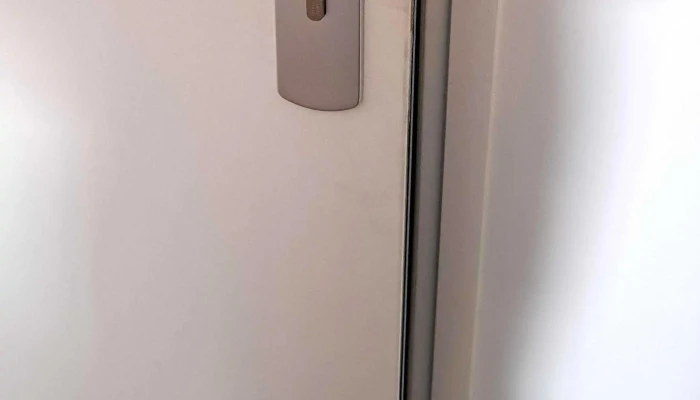 Yj Services -    Serrurier De France Autres - Bagnolet